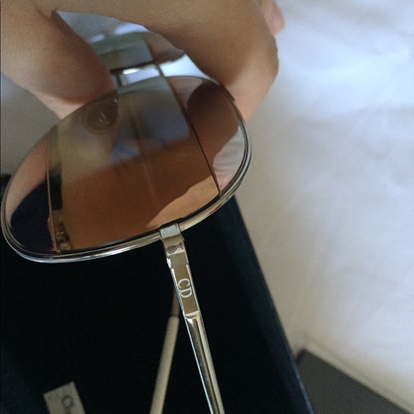 Christian Dior sunglasses - Picture 3 of 4
